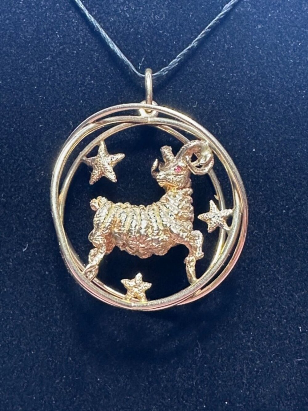 VINTAGE 1950s William Ruser SIGNED 14k Gold Zodiac Aries Pendant w/ Goat & Stars